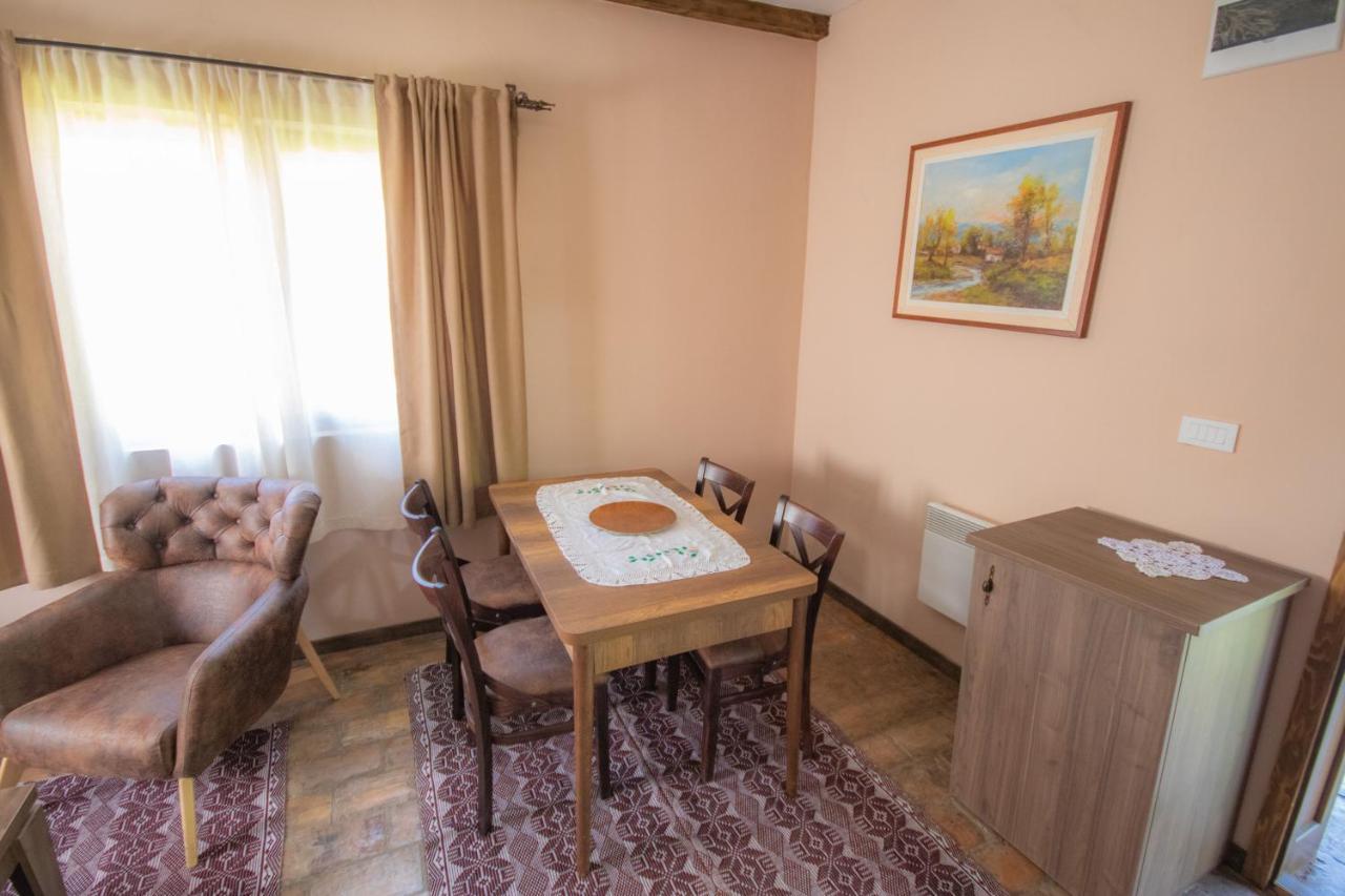 Etno Selo Svodje Apartment Vlasotince Ngoại thất bức ảnh